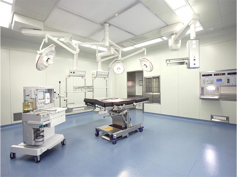 Grade 100 operating room